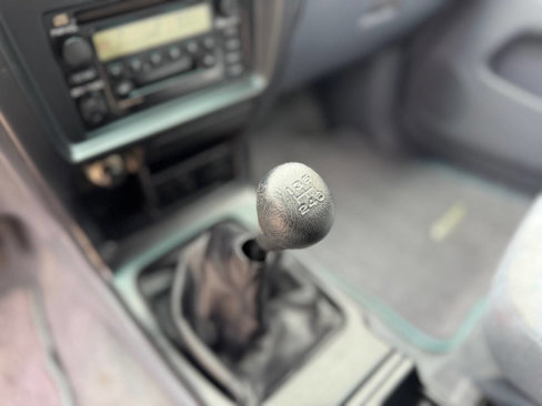 Used 2000 Toyota 4Runner 2WD image 2