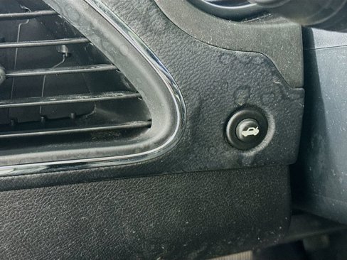 Used 2012 Chrysler 200 LX image 10