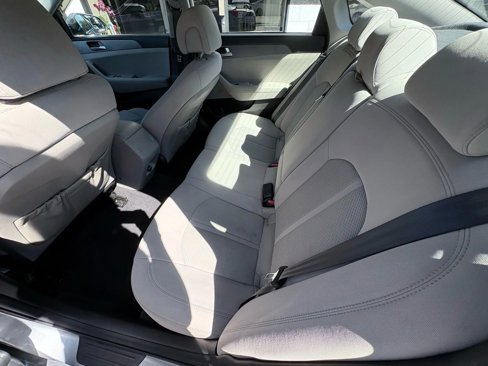 Used 2017 Hyundai Sonata SE image 14