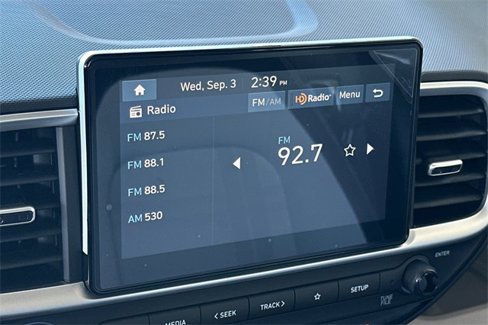 New 2025 Hyundai Venue SEL image 15
