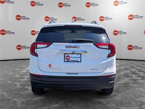 Used 2023 GMC Terrain SLE w/ Driver Convenience Package image 6