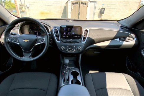 Used 2023 Chevrolet Malibu LS image 13