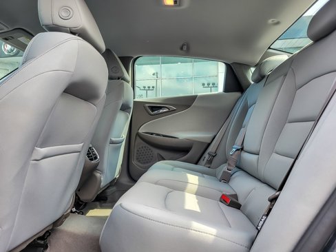Used 2020 Chevrolet Malibu LT image 9