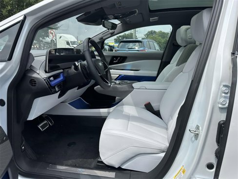 New 2025 Cadillac Optiq Luxury 1 image 16
