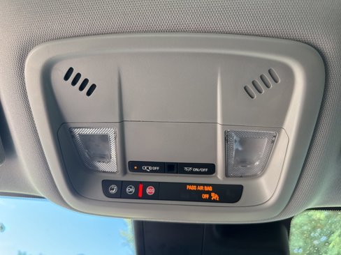 Used 2023 Chevrolet Malibu LT image 31