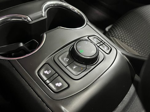 Certified 2023 GMC Terrain SLE w/ Driver Convenience Package image 14