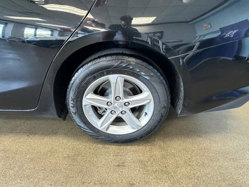 Used 2019 Chevrolet Malibu LS w/ LPO, Convenience Package 1 image 26