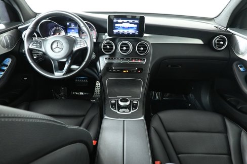 Certified 2019 Mercedes-Benz GLC 300 4MATIC image 4