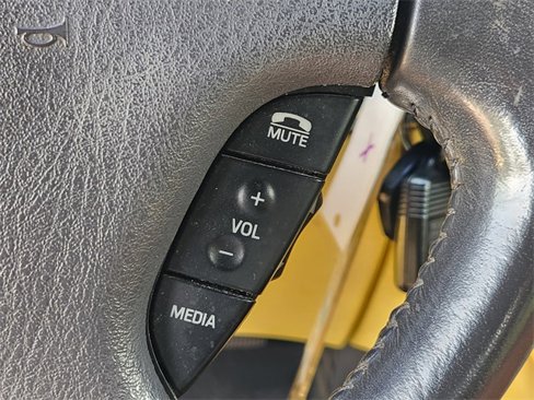 Used 2002 Ford Thunderbird image 28