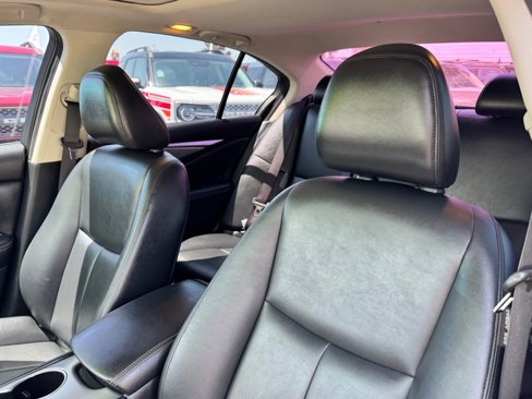 Used 2016 INFINITI Q50 Premium image 23
