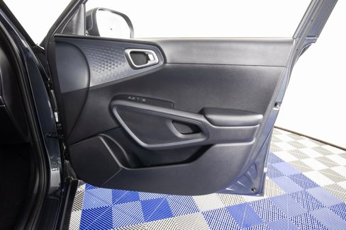 Used 2020 Kia Soul S image 14