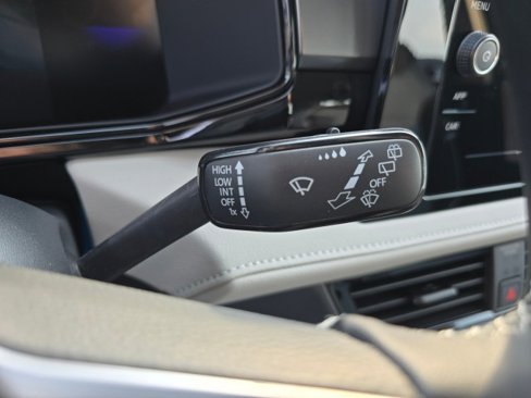 New 2025 Volkswagen Taos S image 37