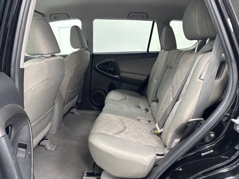 Used 2012 Toyota RAV4 FWD image 21