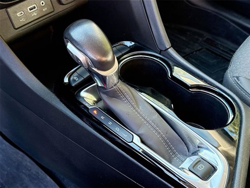 Used 2023 Buick Encore GX Preferred image 11