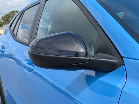 Used 2024 Chevrolet Trax RS w/ Driver Confidence Package image 11