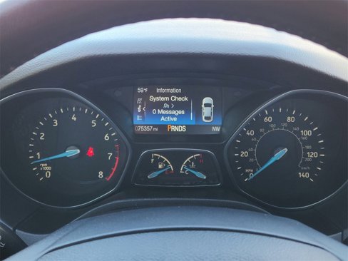 Used 2016 Ford Focus SE w/ Equipment Group 201A image 7