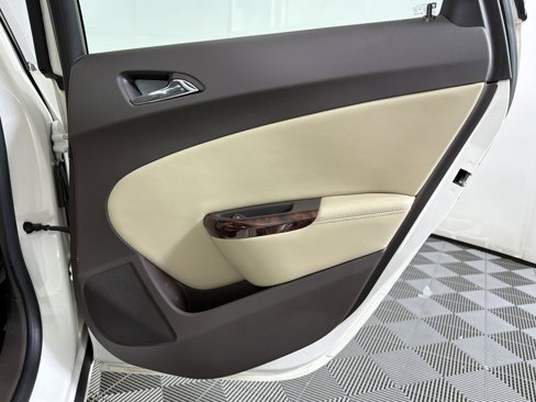 Used 2013 Buick Verano image 14
