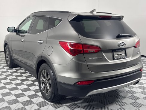 Used 2013 Hyundai Santa Fe AWD image 7