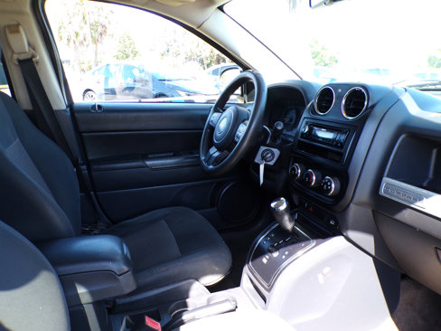 Used 2016 Jeep Compass Sport w/ Power Value Group image 16