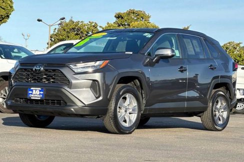 Used 2024 Toyota RAV4 XLE image 9