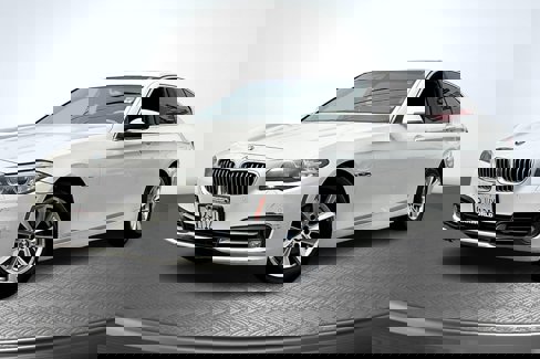 Used 2016 BMW 528i Sedan image 12