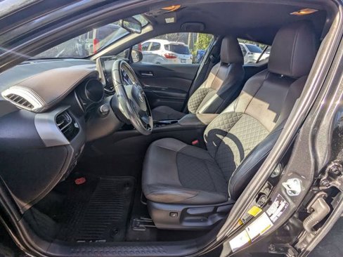 Used 2019 Toyota C-HR Limited image 9