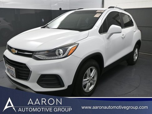Used 2020 Chevrolet Trax LT w/ LT Convenience Package image 1