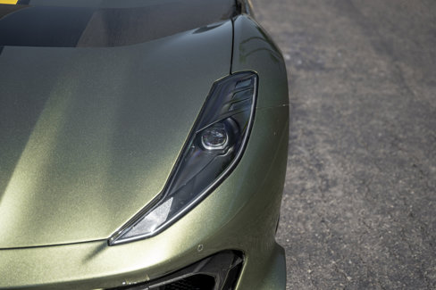 Used 2023 Ferrari 812 Competizione image 28