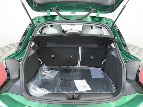 Used 2025 MINI Cooper 4-Door Hardtop image 30