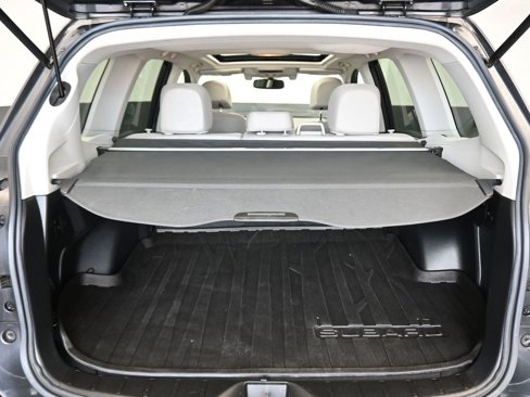 Used 2016 Subaru Forester 2.5i Touring w/ Eyesight & Navigation System image 45