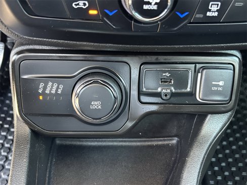 Used 2022 Jeep Renegade Limited image 19