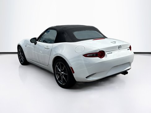 Used 2016 MAZDA MX-5 Miata Grand Touring image 5