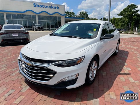 Used 2021 Chevrolet Malibu LS image 32