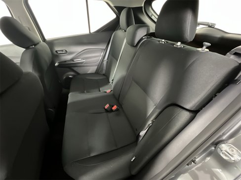 Certified 2025 Nissan Kicks Play S image 24