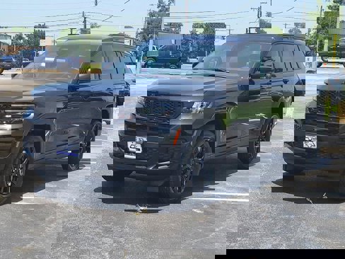 New 2025 Jeep Grand Cherokee L Altitude image 3