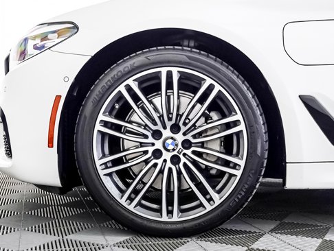 Used 2018 BMW 530e image 4
