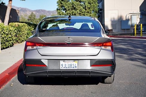 Certified 2024 Hyundai Elantra SEL image 9