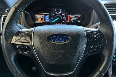 Used 2019 Ford Explorer Limited w/ Class III Trailer Tow Package image 31