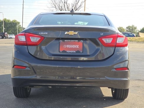 Used 2016 Chevrolet Cruze LT image 18