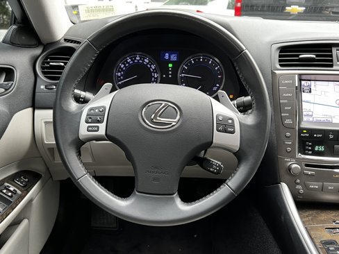 Used 2011 Lexus IS 250 image 33