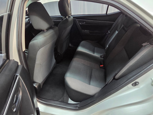 Used 2019 Toyota Corolla LE image 18