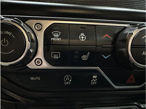 Used 2020 Jeep Wrangler Unlimited Sport image 17