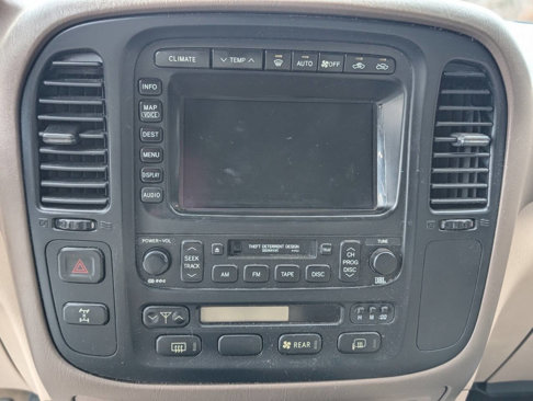 Used 2001 Toyota Land Cruiser image 9