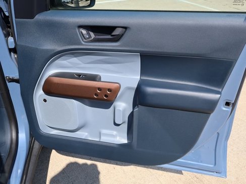Used 2024 Ford Maverick Lariat image 19