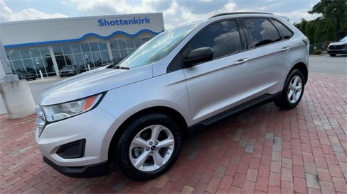 Used 2018 Ford Edge SE image 6