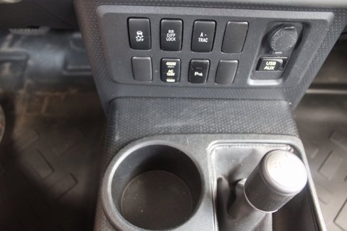 Used 2014 Toyota FJ Cruiser 4WD image 37