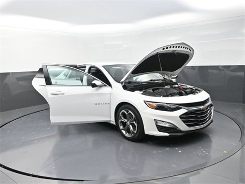 Used 2023 Chevrolet Malibu LT image 35