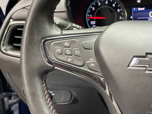 Used 2022 Chevrolet Equinox RS image 19