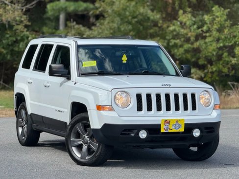 Used 2015 Jeep Patriot High Altitude image 2