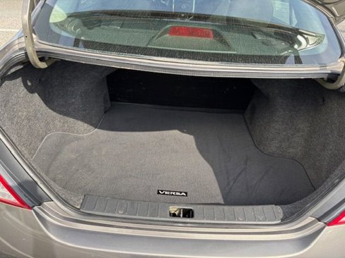 Used 2012 Nissan Versa SV w/ Convenience Pkg image 19